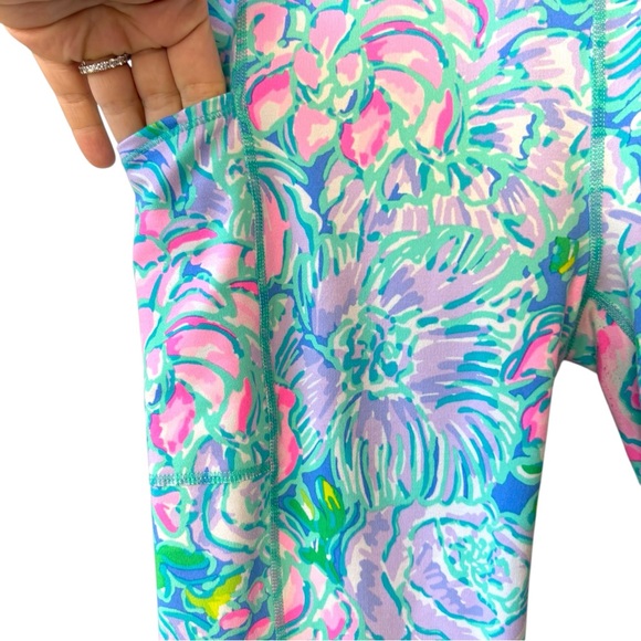 LILLY PULITZER Luxletic Leggings In Full Bloom Athletic 26" Weekender High Rise - Picture 7 of 8